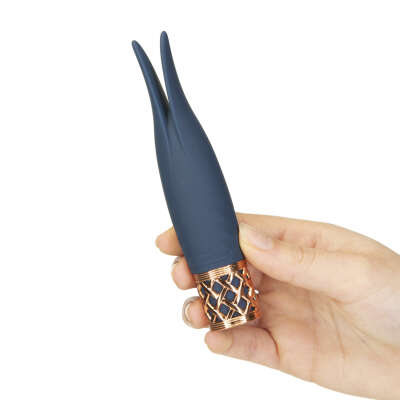 Alternative view of Pillow Talk® Secrets - Playful - Clitoral Vibrator