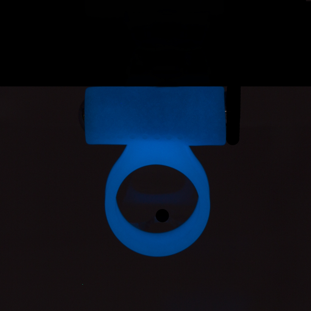 Cosmic Ring – Vibrating Cock Ring – Glow-in-the-Dark Blue - Image 6